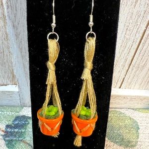 Adorable NEW handmade Succulent in hanging Macrame look earrings